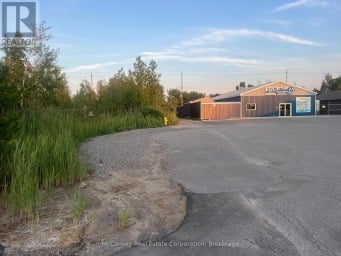 625 QUEENSWAY COURT Peterborough (Otonabee Ward 1) Ontario photo 16