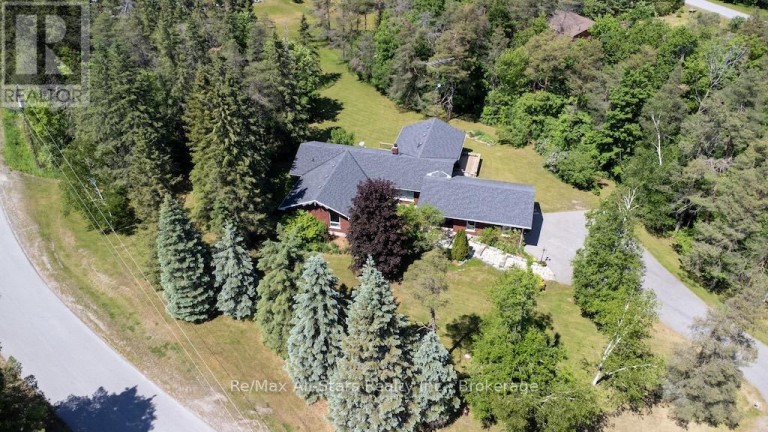 32 FOREST DRIVE, Kawartha Lakes (Manvers), Ontario, L0A1A0