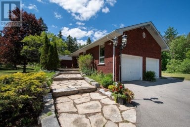 32 FOREST DRIVE Kawartha Lakes (Manvers) Ontario photo 4