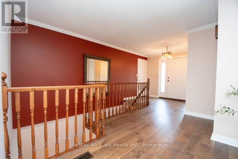 32 FOREST DRIVE, Kawartha Lakes (Manvers), Ontario, L0A1A0