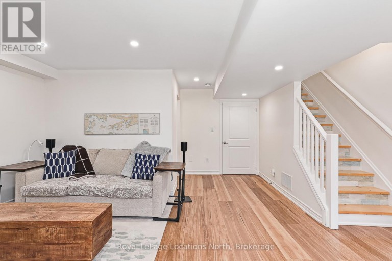 16 GREAVES AVENUE, Collingwood, Ontario, L9Y0Z5