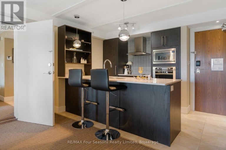 6210/6212 - 9 HARBOUR STREET E, Collingwood, Ontario, L9Y5C5