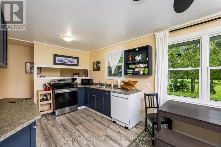 046285 OLD MAIL ROAD, Meaford, Ontario, N4L1W7