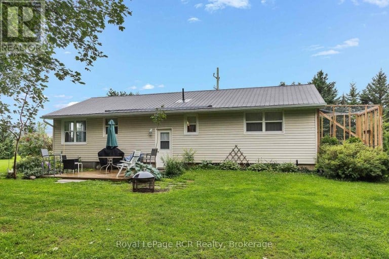 046285 OLD MAIL ROAD, Meaford, Ontario, N4L1W7