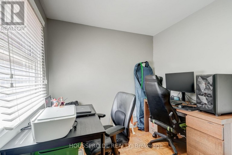 145 - 10 BOWMAN WAY, Markham (Aileen-Willowbrook), Ontario, L3T4Z7
