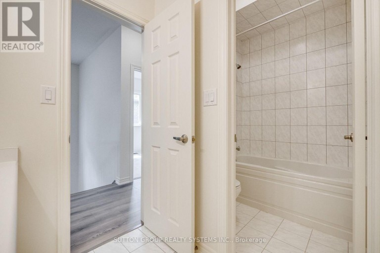 59 HAGER CREK TERRACE, Hamilton (Waterdown), Ontario, L8B1Z3