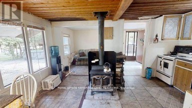 81 MCGUIRE BEACH ROAD Kawartha Lakes (Carden) Ontario photo 22