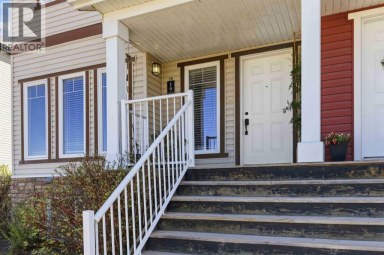 19, 300 Sparrow Hawk Drive Fort McMurray Alberta photo 3
