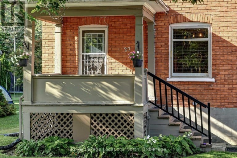 27 EDWIN STREET E, Meaford, Ontario, N4L1C4