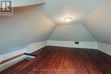 27 EDWIN STREET E Meaford Ontario photo 21