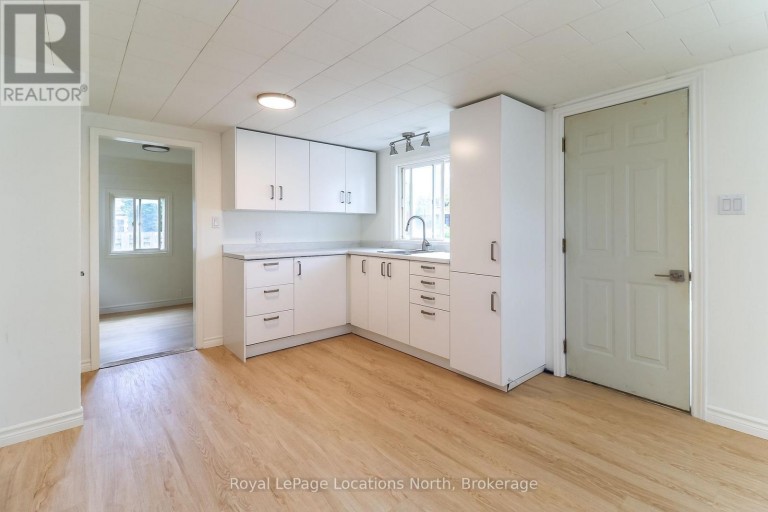 253 THOMPSON STREET, Meaford, Ontario, N4L1M3