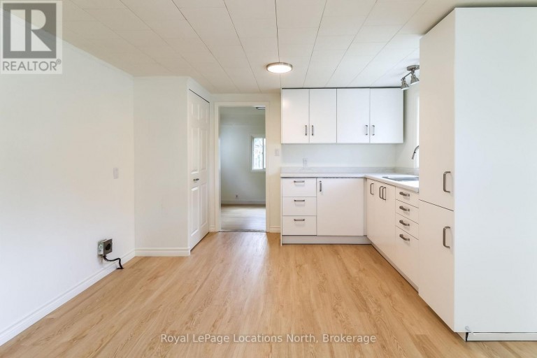 253 THOMPSON STREET, Meaford, Ontario, N4L1M3