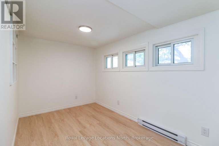253 THOMPSON STREET, Meaford, Ontario, N4L1M3
