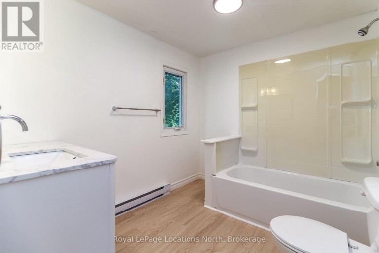 253 THOMPSON STREET, Meaford, Ontario, N4L1M3
