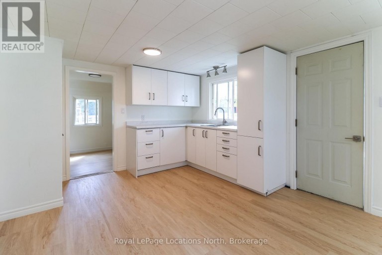 253 THOMPSON STREET, Meaford, Ontario, N4L1M3