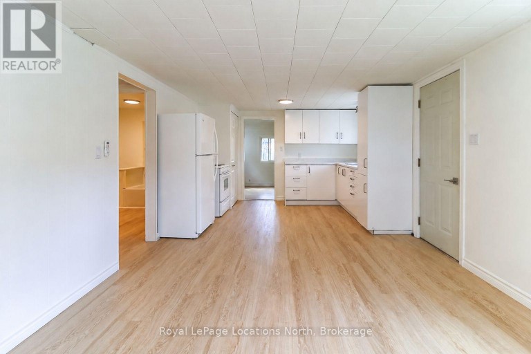253 THOMPSON STREET, Meaford, Ontario, N4L1M3