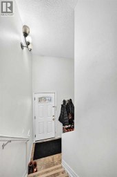 7726 & 7728 34 Avenue NW Calgary Alberta photo 38