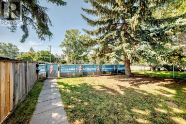 7726 & 7728 34 Avenue NW Calgary Alberta photo 6