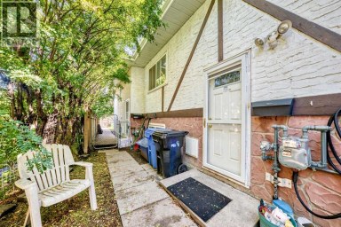 7726 & 7728 34 Avenue NW Calgary Alberta photo 9