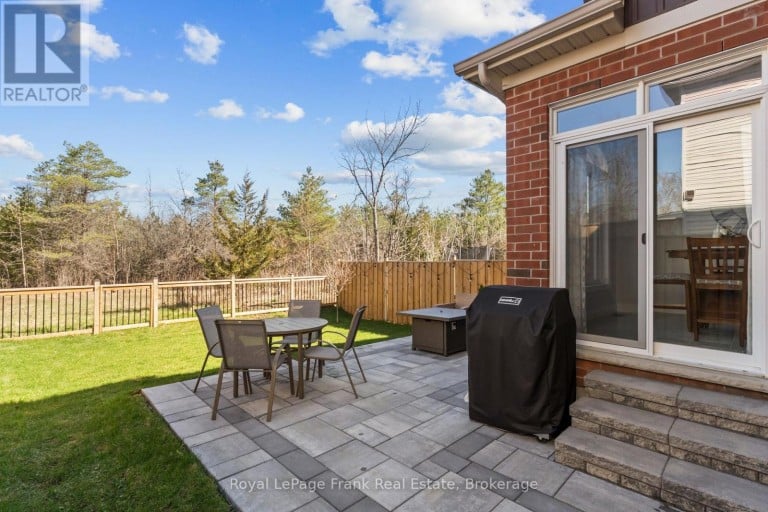 12 COLDBROOK DRIVE, Cavan Monaghan (Millbrook Village), Ontario, L0A1G0