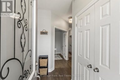 12 COLDBROOK DRIVE Cavan Monaghan (Millbrook Village) Ontario photo 3