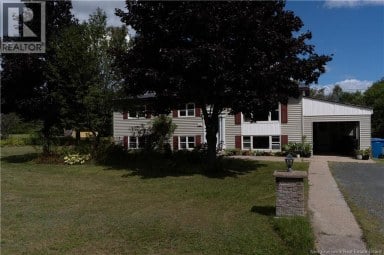 14 Rockcliff Boulevard Miramichi New Brunswick photo 2