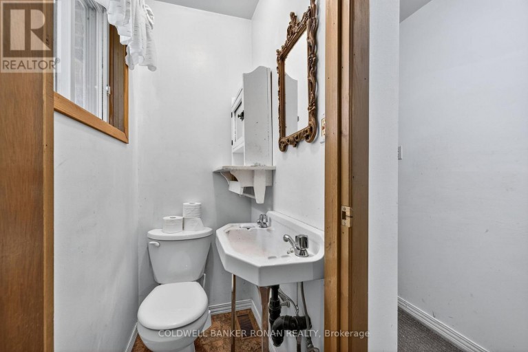 2577 ADJALA TECUMSETH TOWNLINE, New Tecumseth, Ontario, L0G1W0