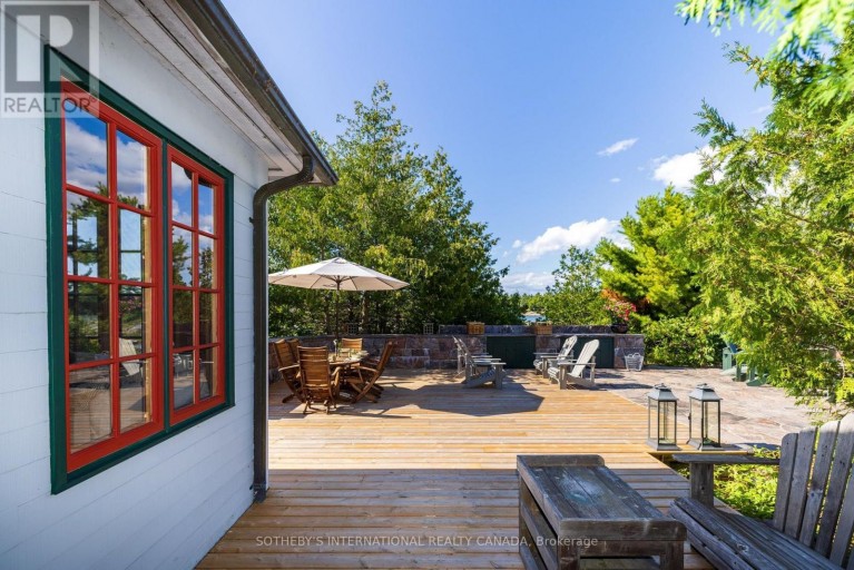1 A307 ISLAND, The Archipelago (Archipelago North), Ontario, P0G1K0