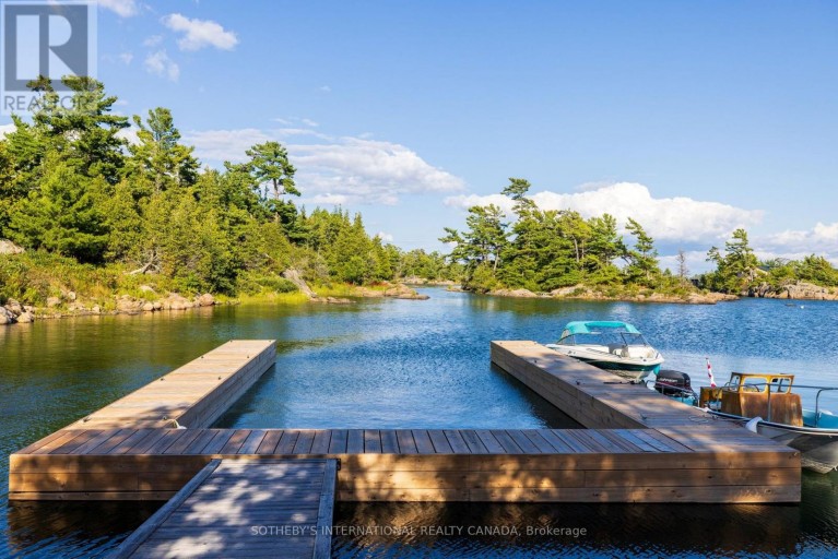 1 A307 ISLAND, The Archipelago (Archipelago North), Ontario, P0G1K0