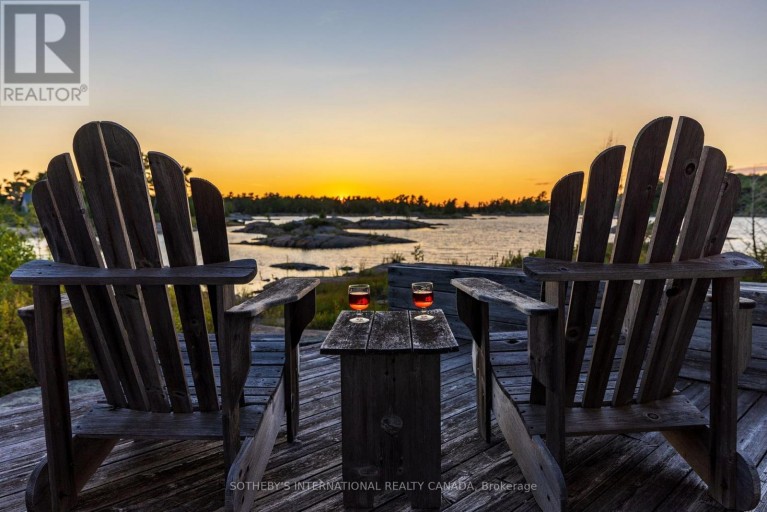 1 A307 ISLAND, The Archipelago (Archipelago North), Ontario, P0G1K0