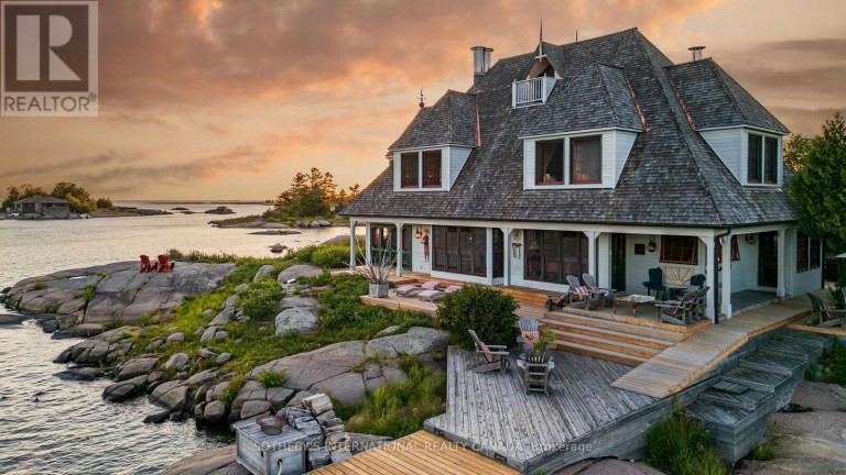1 A307 ISLAND, The Archipelago (Archipelago North), Ontario, P0G1K0