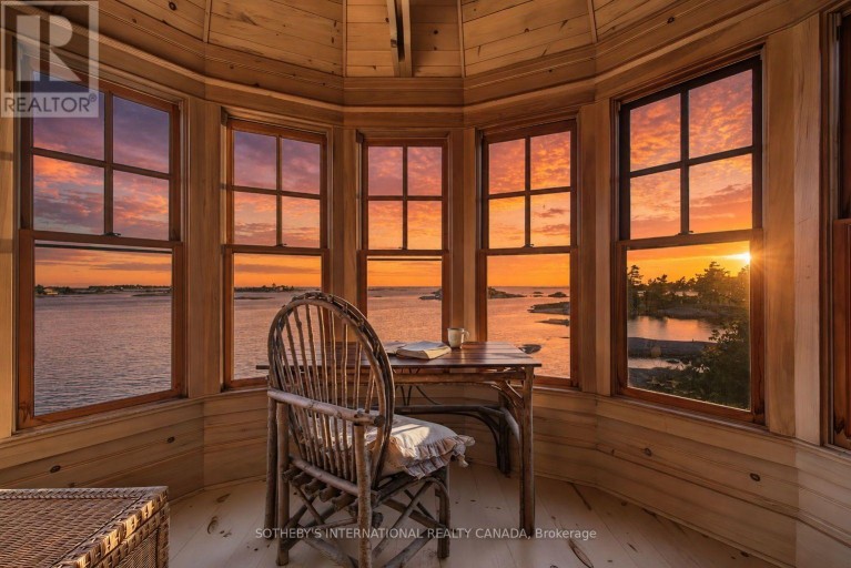 1 A307 ISLAND, The Archipelago (Archipelago North), Ontario, P0G1K0