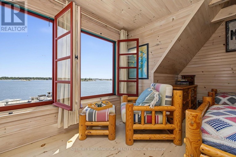 1 A307 ISLAND, The Archipelago (Archipelago North), Ontario, P0G1K0