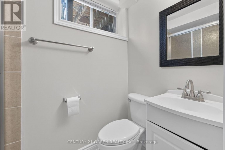 22 QUAKER CRESCENT, Hamilton (Quinndale), Ontario, L8W1H5