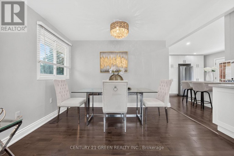 22 QUAKER CRESCENT, Hamilton (Quinndale), Ontario, L8W1H5