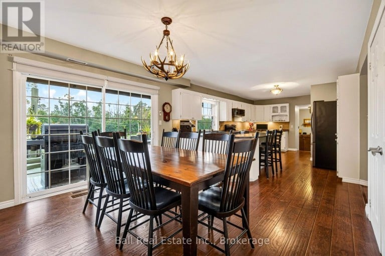 92 CRICKET HOLLOW ROAD, Kawartha Lakes (Mariposa), Ontario, K0M2C0