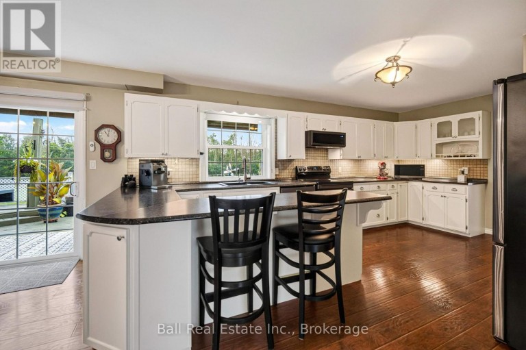 92 CRICKET HOLLOW ROAD, Kawartha Lakes (Mariposa), Ontario, K0M2C0