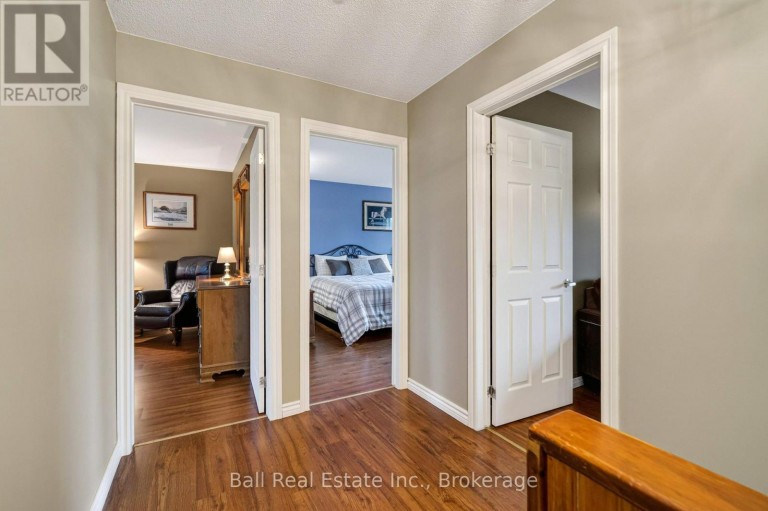 92 CRICKET HOLLOW ROAD, Kawartha Lakes (Mariposa), Ontario, K0M2C0