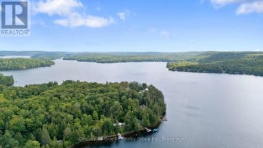 1010 BADGER LANE Dysart et al (Harburn) Ontario photo 50
