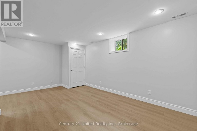 223 ANTRIM STREET, Peterborough (Town Ward 3), Ontario, K9H3G5