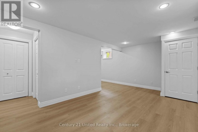 223 ANTRIM STREET, Peterborough (Town Ward 3), Ontario, K9H3G5