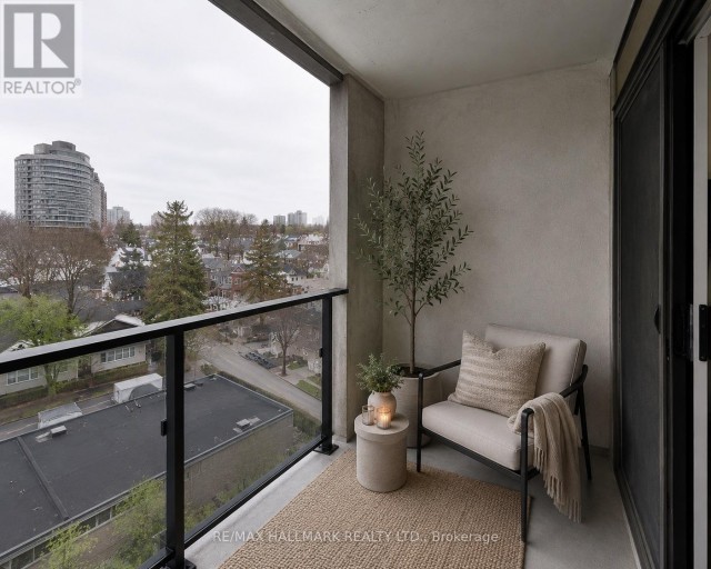 707 - 5 SOUDAN AVENUE, Toronto (Mount Pleasant West), Ontario, M4S0B1