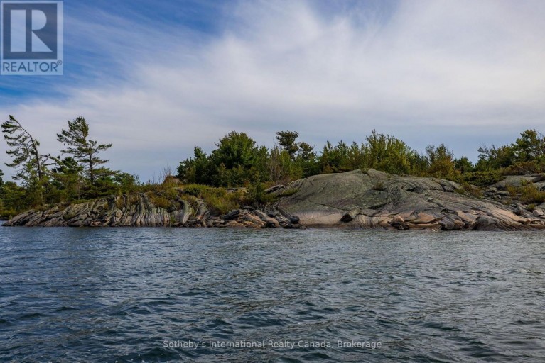 1 ISLAND 352C, Carling, Ontario, P0G1G0