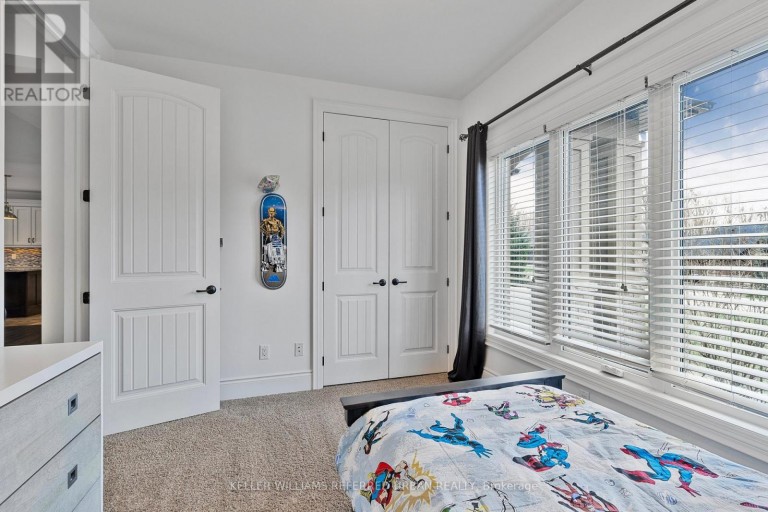25 HERON BOULEVARD, Springwater (Snow Valley), Ontario, L0L1Y3
