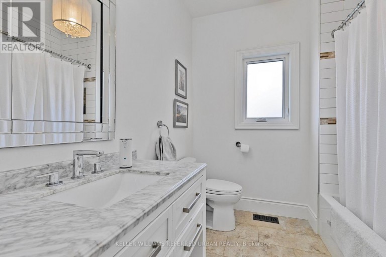 25 HERON BOULEVARD, Springwater (Snow Valley), Ontario, L0L1Y3