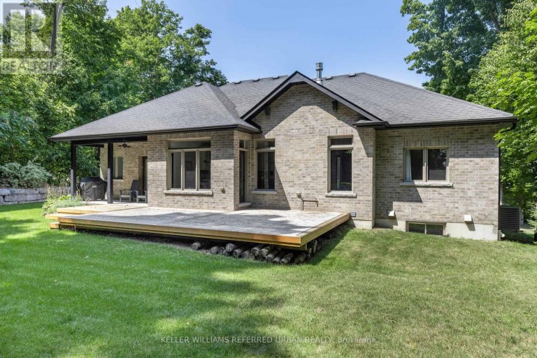 25 HERON BOULEVARD, Springwater (Snow Valley), Ontario, L0L1Y3