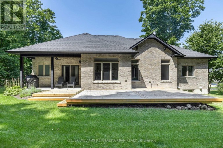 25 HERON BOULEVARD, Springwater (Snow Valley), Ontario, L0L1Y3