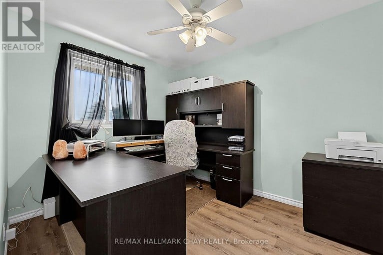 133 DAPHNE CRESCENT, Barrie (Cundles East), Ontario, L4M2Y7