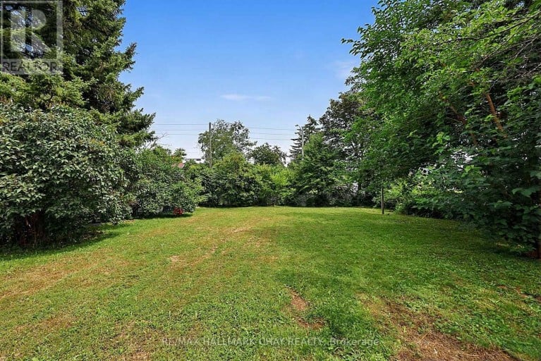 133 DAPHNE CRESCENT, Barrie (Cundles East), Ontario, L4M2Y7