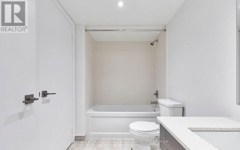 E402 - 555 WILSON AVENUE, Toronto (Clanton Park), Ontario, M3H5Y6